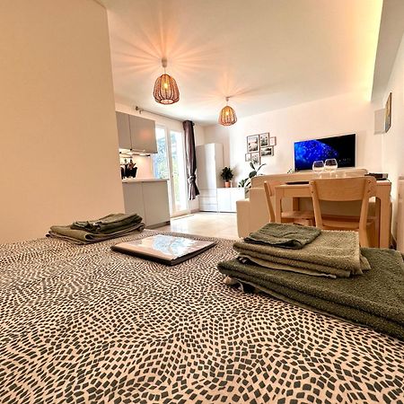 Paisible Studio Tout Neuf En Lisiere De Foret Peyrolles-en-Provence Екстер'єр фото